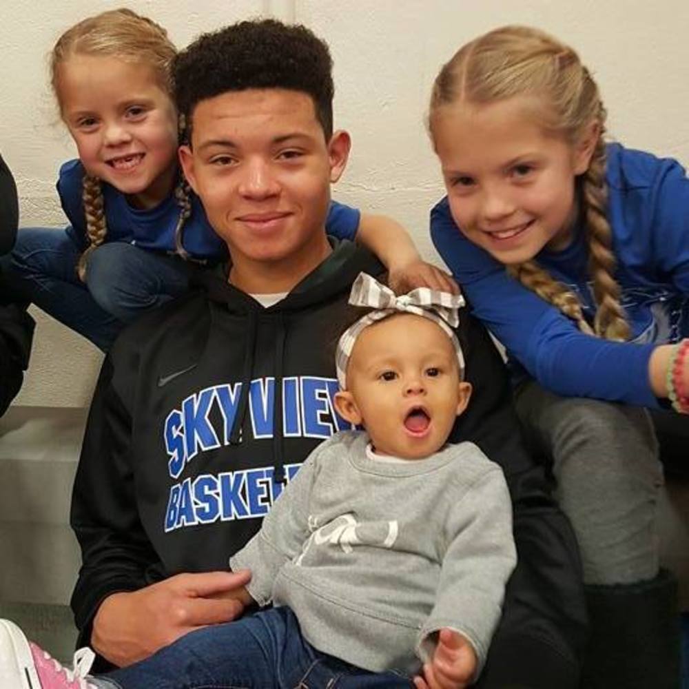 Meet your Posher, Zharon